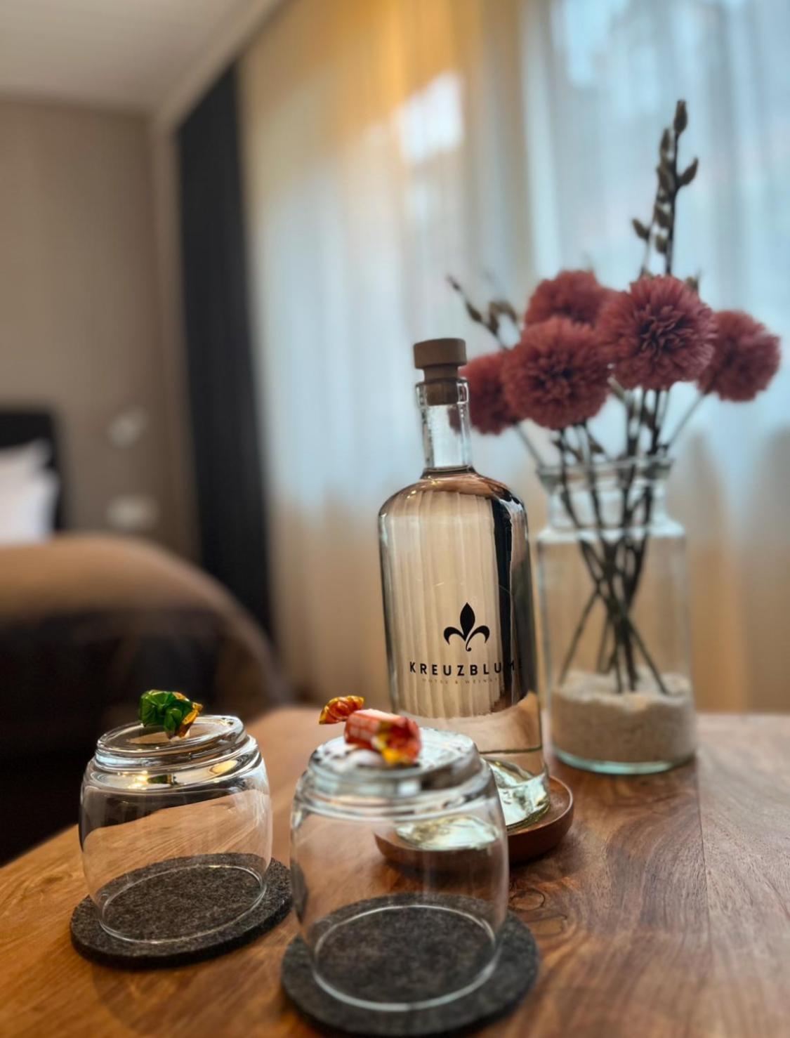פרייבורג Kreuzblume Hotel & Weinstube מראה חיצוני תמונה